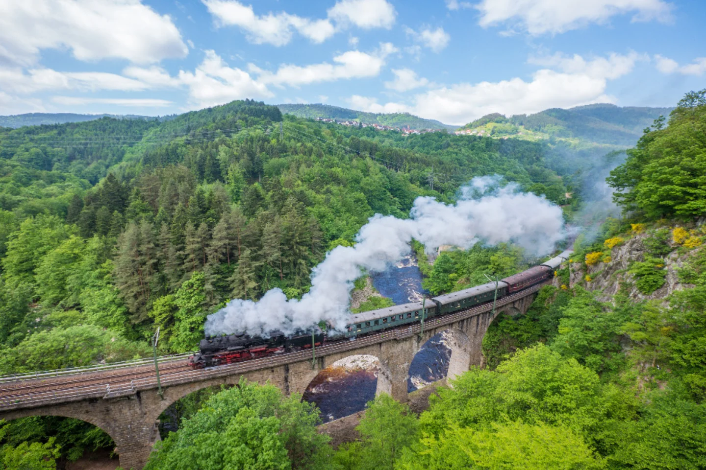 Vorschaubild von Eisenbahnfahrt mit der Dampfnostalgie Karlsruhe