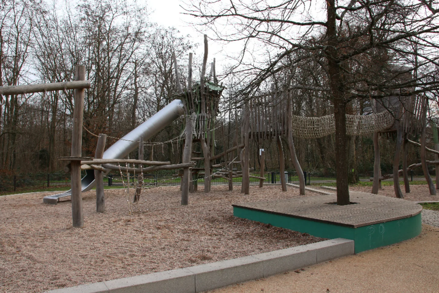 Vorschaubild von Spielplatz am Eichelgarten Rüppurr