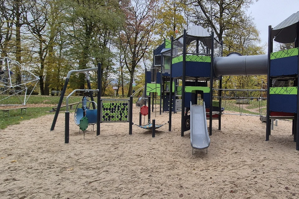 Vorschaubild von Spielplatz im Kurpark Bad Rotenfels