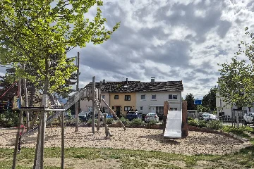 Preview Bild von Spielplatz Max-Planck-Straße Linkenheim